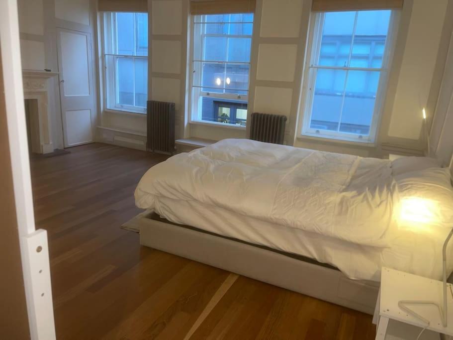 Spacious 2 Bedroom Apartment In The Heart Of Soho. London Luaran gambar